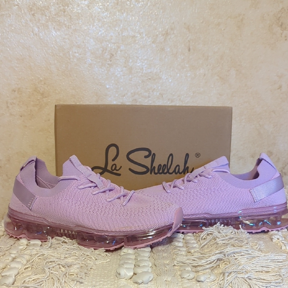 LaSheelah NIB Sneakers 8.5 Lavender